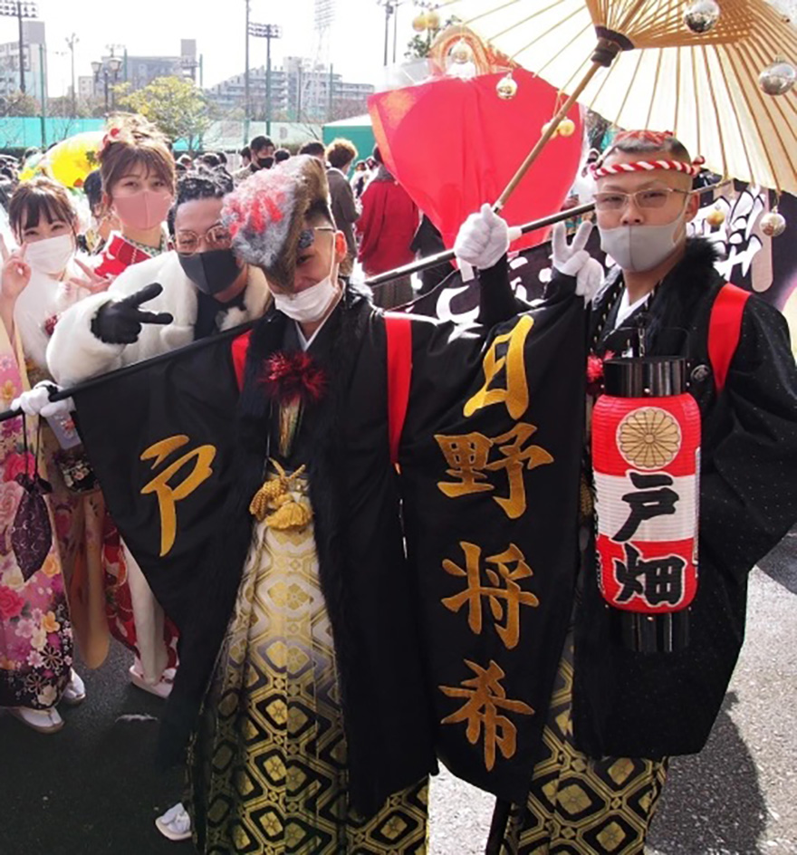 Outlandish costumes on Kitakyushu's Seijinshiki no hi coming of age day from SoraNews24